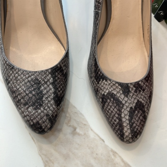 NWOT Cole Haan grey and black reptile print stacked 3.5” heel pumps - Picture 3 of 10